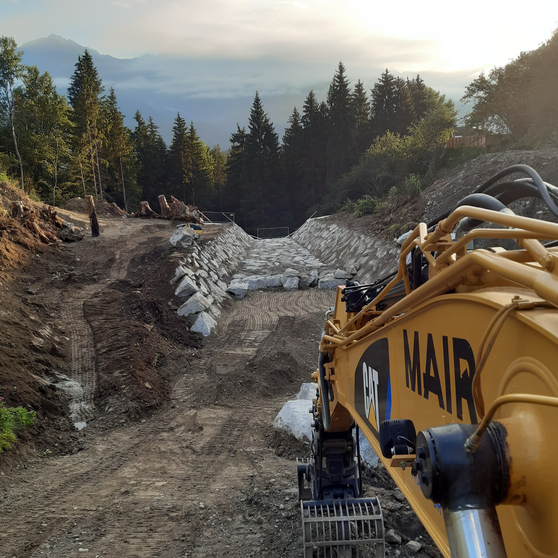 aloismair-wildbachverbauung6 Sauber verlegte, große Steine der Wildbachverbauung